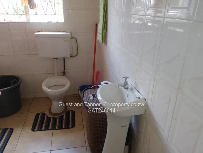 4 BED House for Sale in Waterfalls with Title Deed