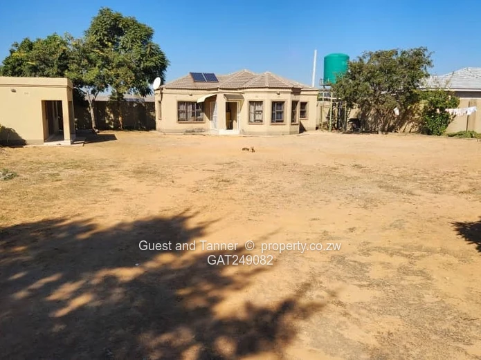 Stand With A Two Beds Cottage For Sale In Elizabeth Park  Ruwa.
