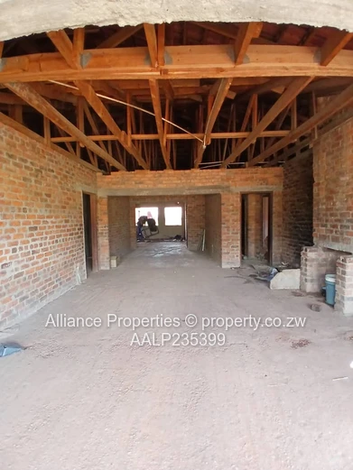 Premium Investment Canvas: Spacious 5-Bedroom Shell on 600sqm in Coveted Zimre Park