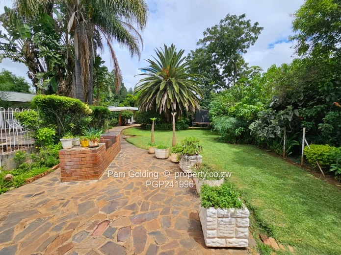 Immaculate Home In The Heart Of Suburbs