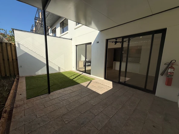 3 Bedroom Garden Flat