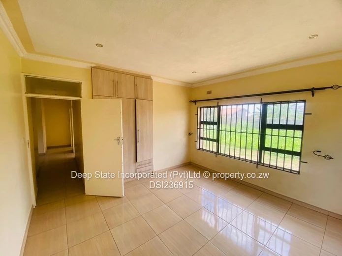 Waterfalls park town house for sale 