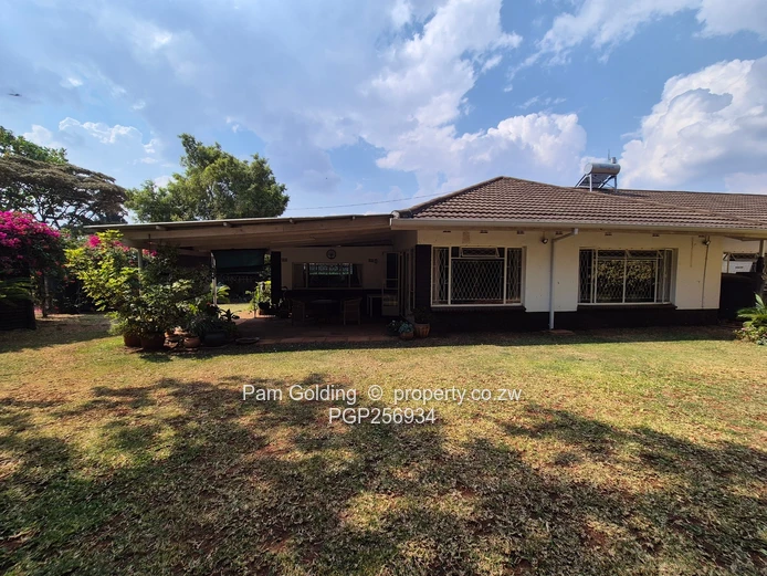 2 Bed Garden Flat