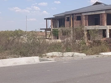 Stands & Residential Land