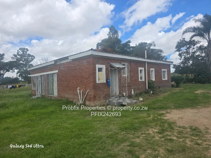 *High-Potential Commercial Property in Chitungwiza (Zengeza)* (Sole Mandate)
