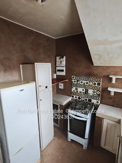 Avondale West: 2-Bed Garden Flat