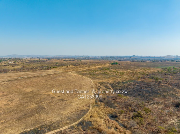 A Choice Of Two Farms - Banket / Rafingora