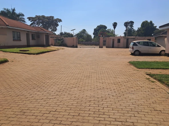 18 Unit Townhouse Complex