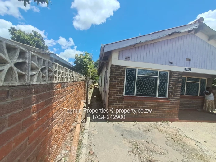 Chitungwiza house