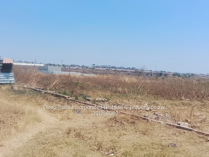 Ruwa industrial/commercial stand for sale  (Sole Mandate)