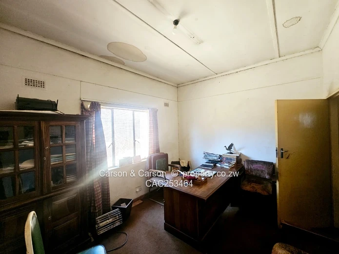Brick Warehouse in Kuwadzana with Boardroom