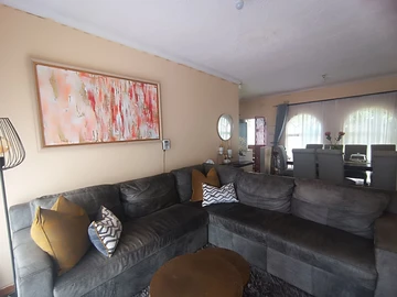 2 Bedroom Garden Flat