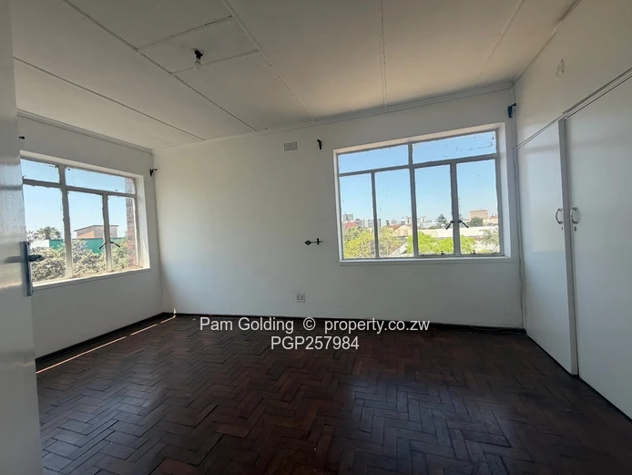 Flat for Sale – Jason Moyo and 2nd Avenue