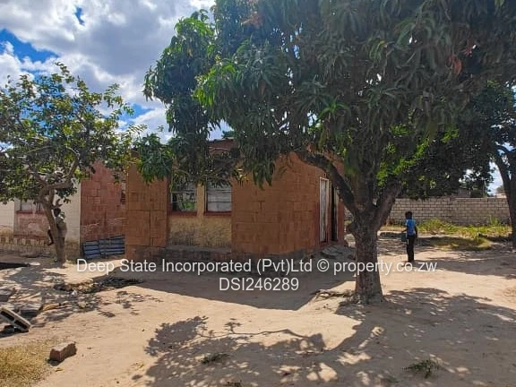 Zengeza 4 , Chitungwiza Corehouse For Sale 