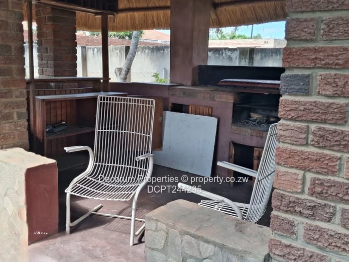 6-Bed Riverside Park Double Storey Home — Borehole 