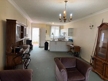 2 Bedroom Garden Flat