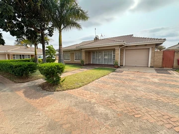 3 Bedroom Garden Flat