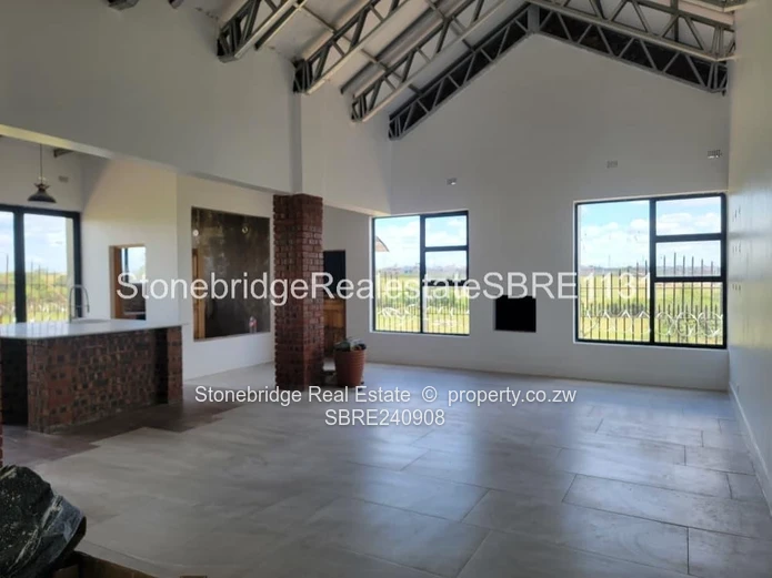 Modern 3 Bedroomed house in Hopelyn for sale