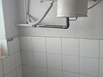 2 Bedroom Flat & Apartment