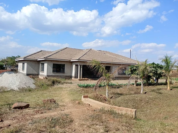 5 Bedroom House