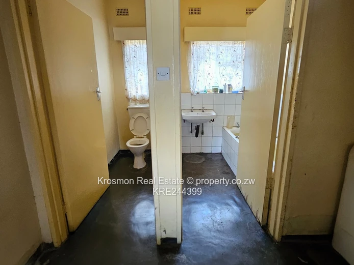 4-Bed Home with 2 bedroomed Flatlet, Garden in Marondera/morningside