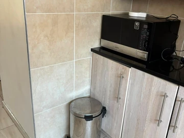 3 Bedroom Flat & Apartment