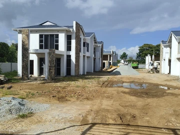 4 Bedroom Townhouse Complex