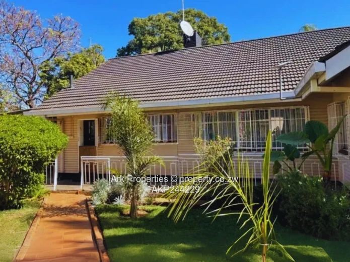 House for Sale – Alexandra Park