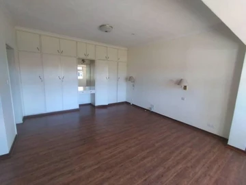 3 Bedroom Garden Flat