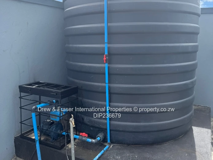 Mabvazuva house available for rent $800 (Sole Mandate)