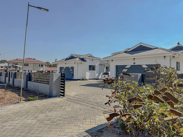 Spacious 4-Bedroom Apartment with  Borehole in Arlington!