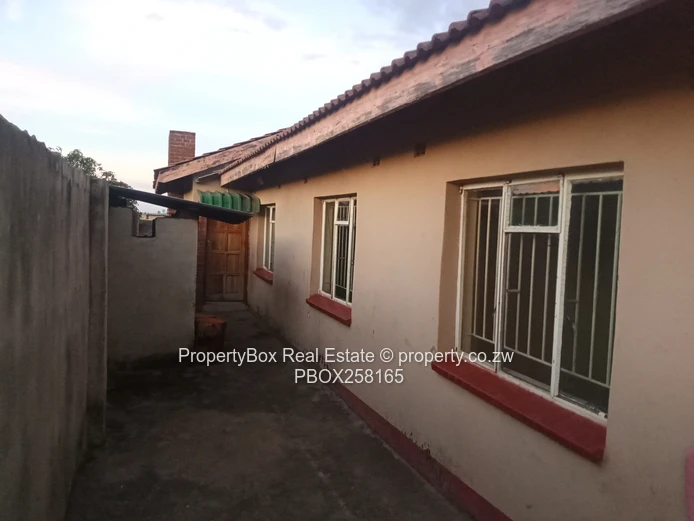 Fairview Park, Ruwa, 4 bed Solid house for sale! 