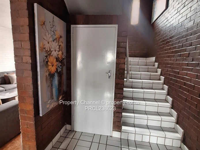 Old Marlborough cozy duplex just off Harare Drive.