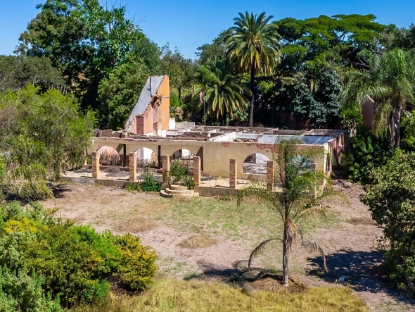 Farm & Agricultural Land