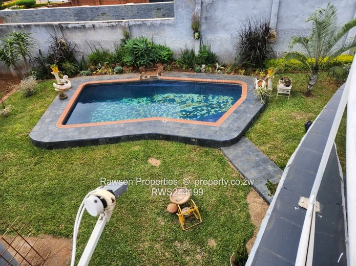 Helensvale Executive House for Sale