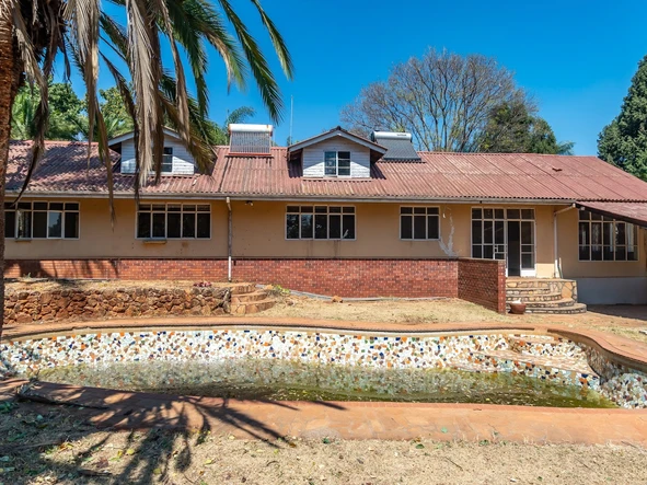 5 Bedroom House