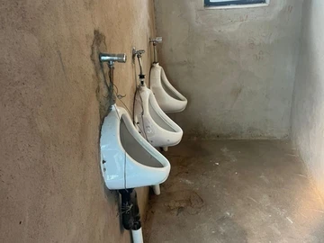 Commercial & Industrial Land