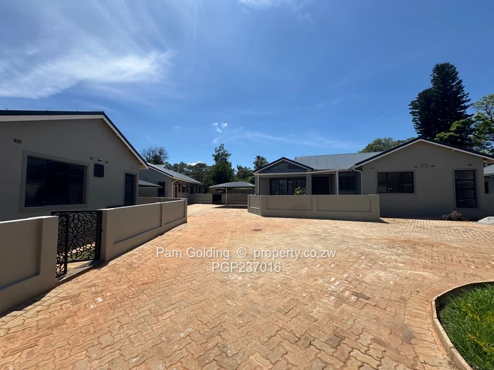 Modern Townhouse - Northwood