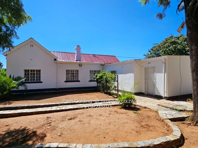 Family Home, Great Borehole, Mutiple Bedrooms