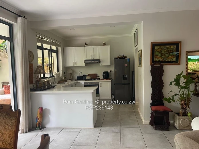 Perfect Home or Lock up and Go 