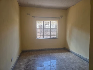 6 Bedroom House