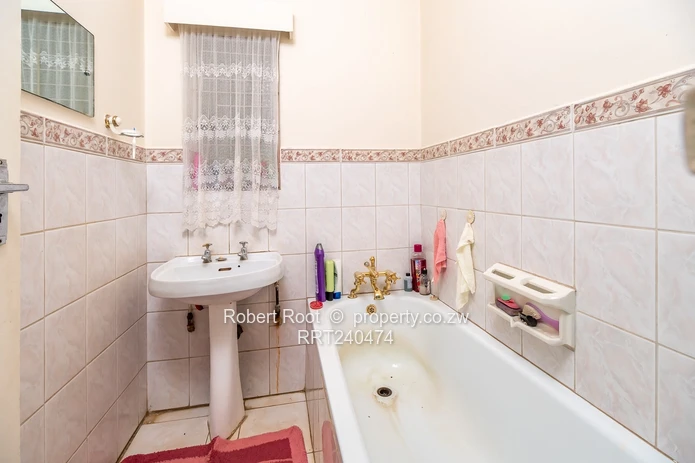 7,729sqm Near Major Routes With Good Borehole (Sole Mandate)