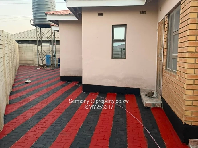 Spacious Home For House