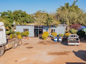 Commercial & Industrial Land