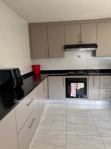 Modern 4-Bed Home in Mabvazuva, Ruwa – Borehole & Tank