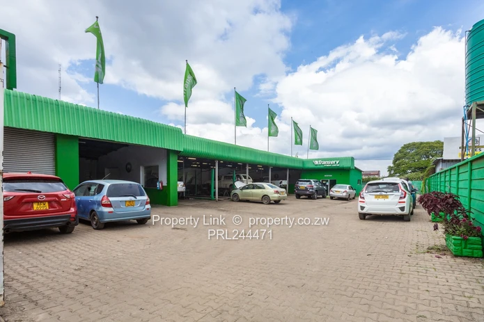 Main Road Frontage Double Stand Opportunity