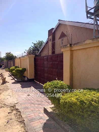 Zengeza 3 House for rent 