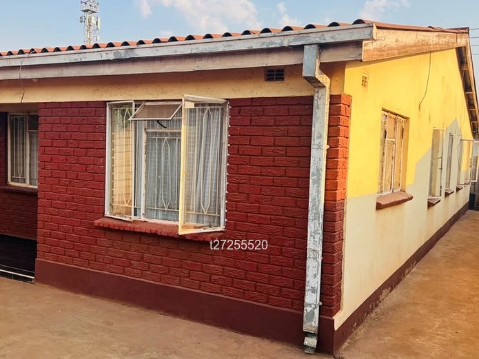 Spacious 5 Bedroom House for sale