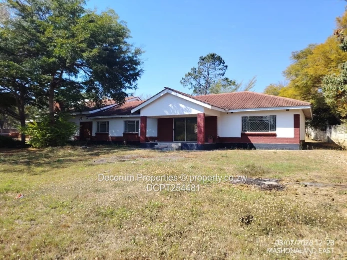 Elegant 4-Bed Windsor Park Home with Fireplace, Borehole & Lawn (Sole Mandate)