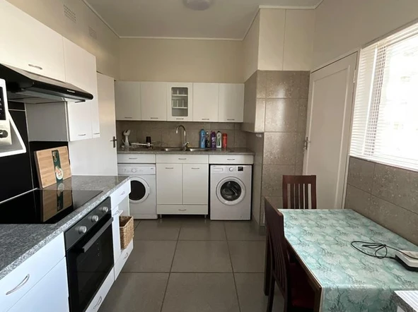 4 Bedroom Flat & Apartment